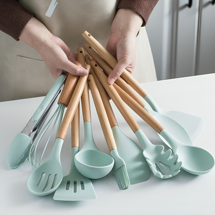 12 PCS Silicone Kitchen Utensils Set β Non-Stick & Heat Resistant